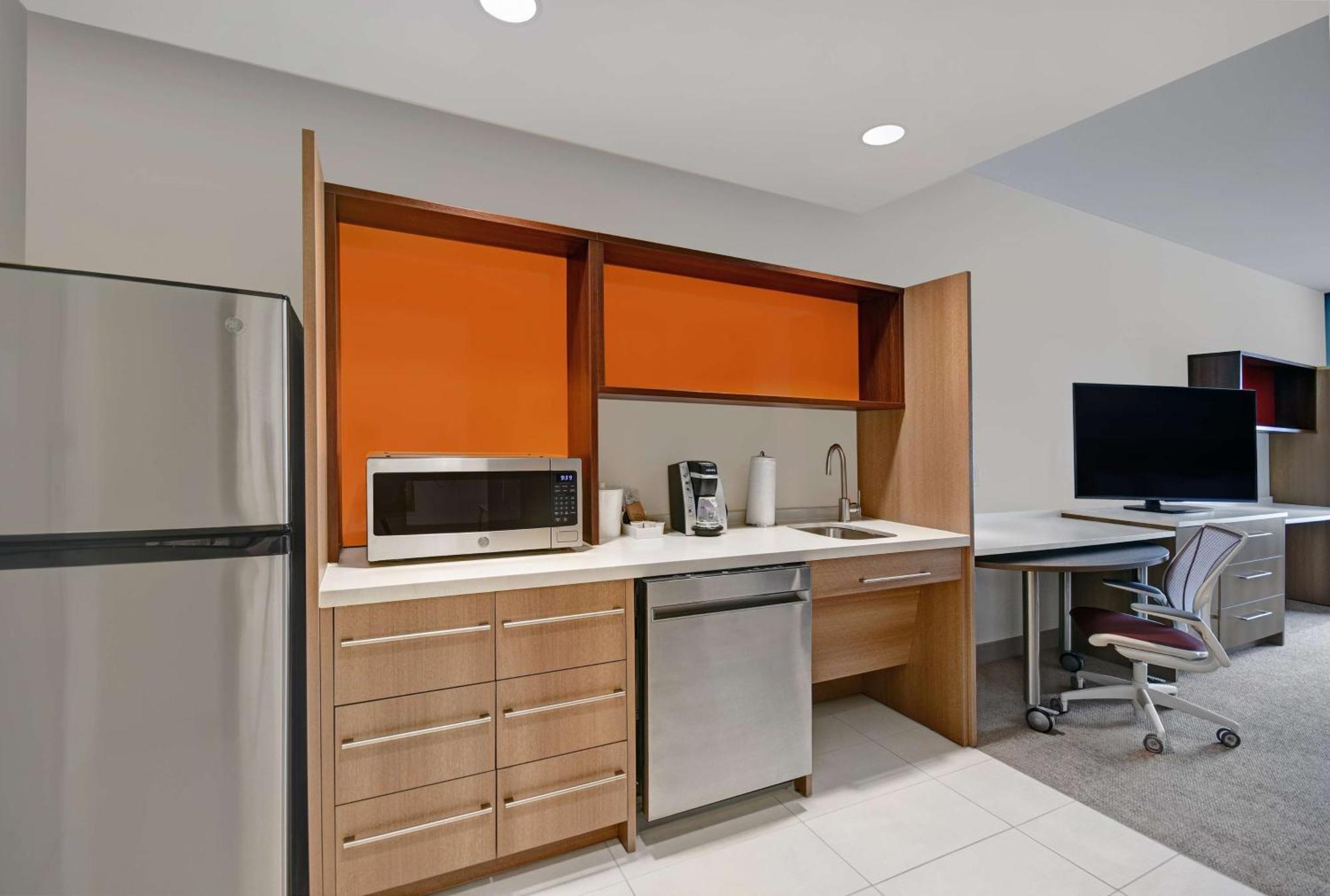 Hotel Home2 By Hilton 3*