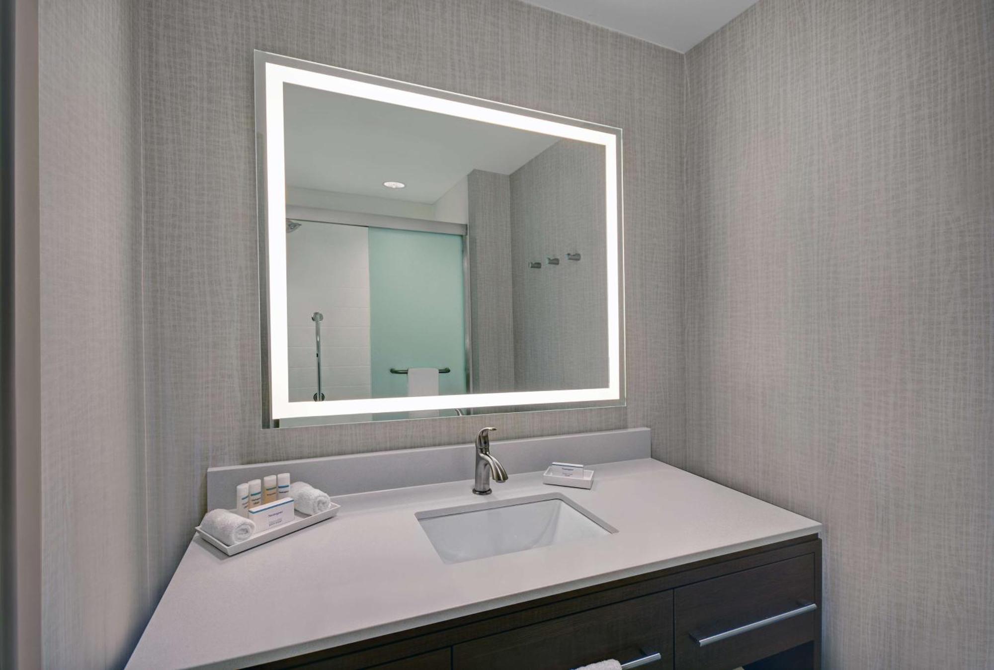 Home2 By Hilton 3*